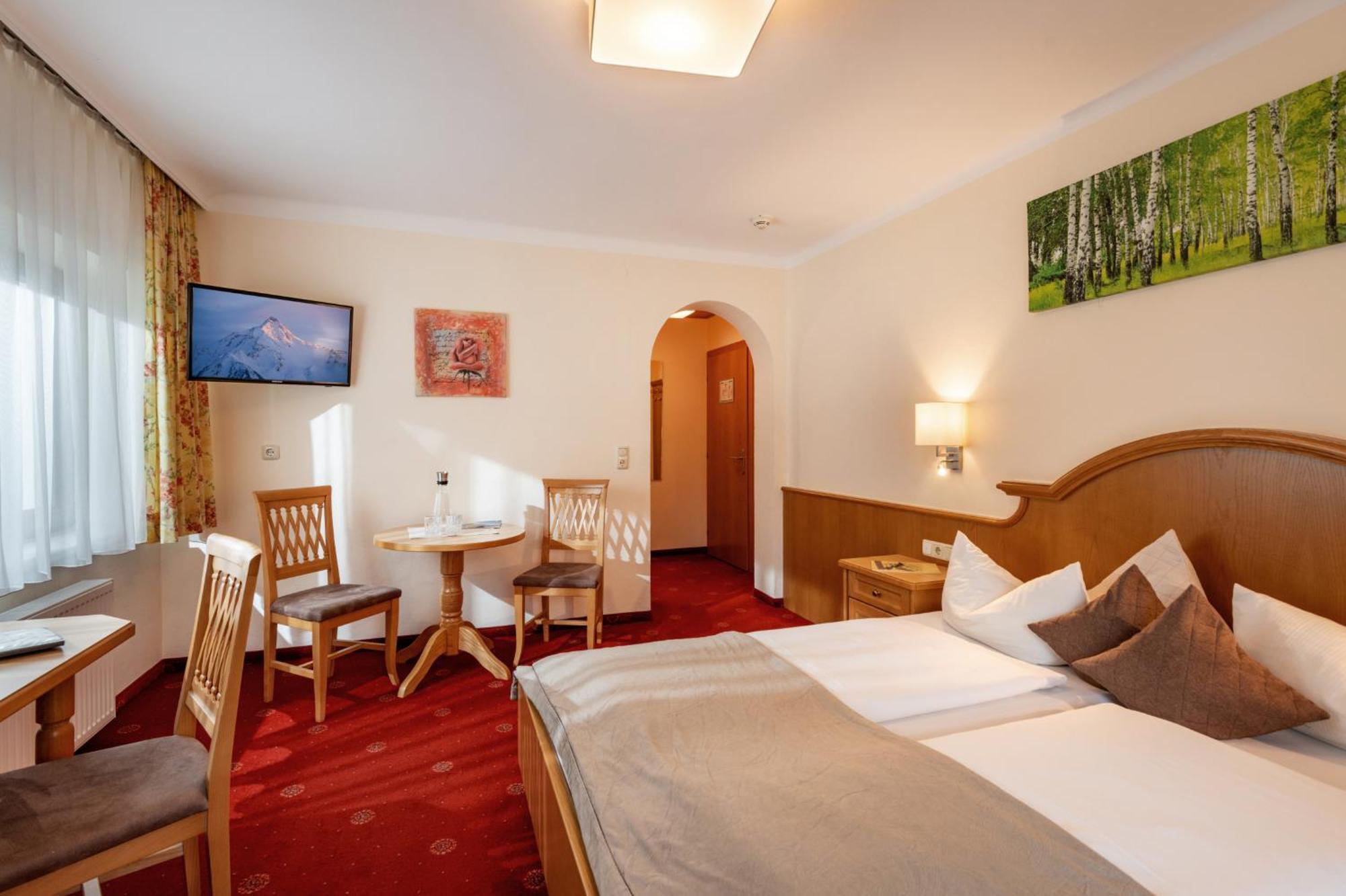 Hotel Garni Birkenhof Mayrhofen Ngoại thất bức ảnh