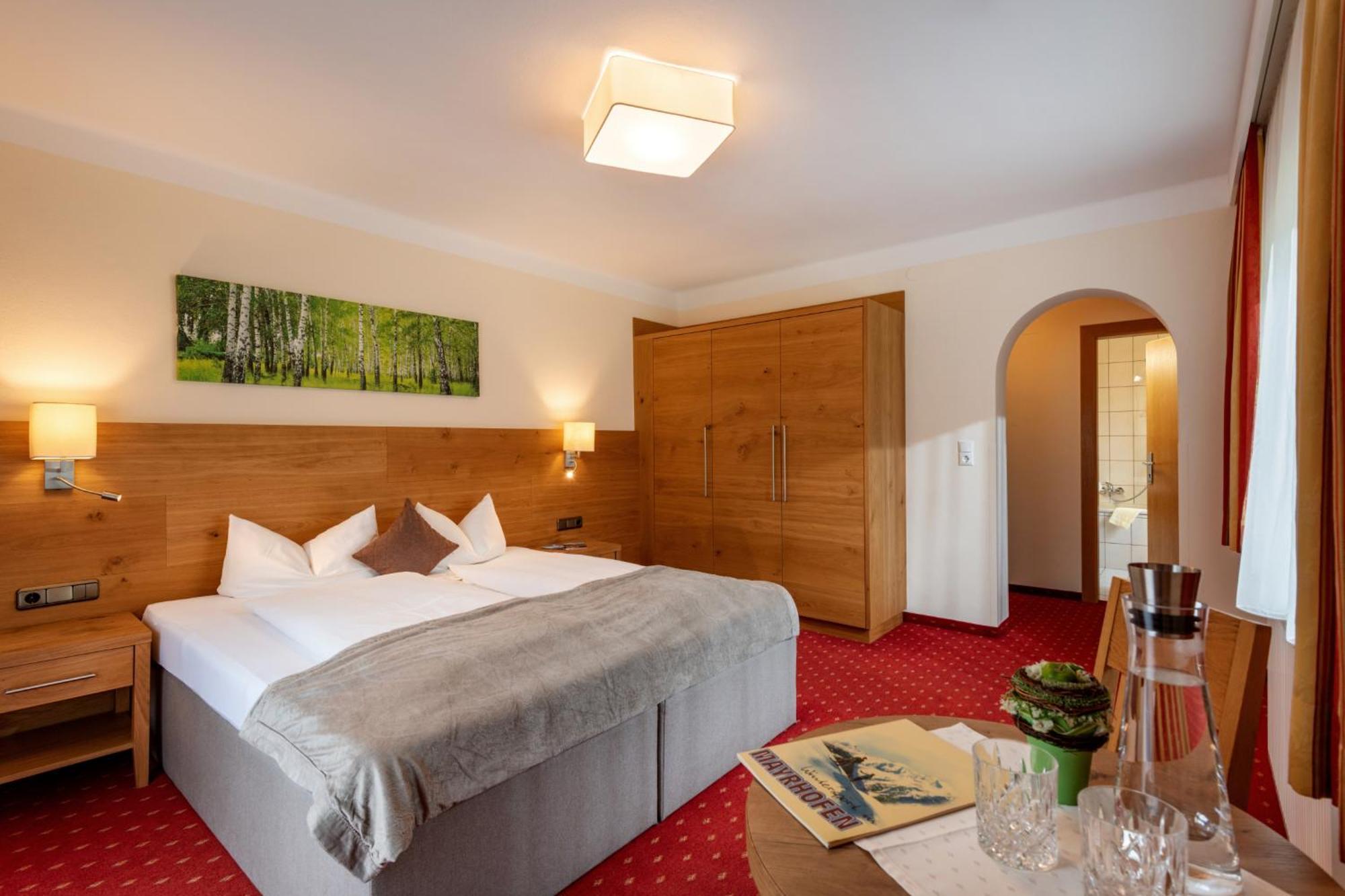 Hotel Garni Birkenhof Mayrhofen Ngoại thất bức ảnh