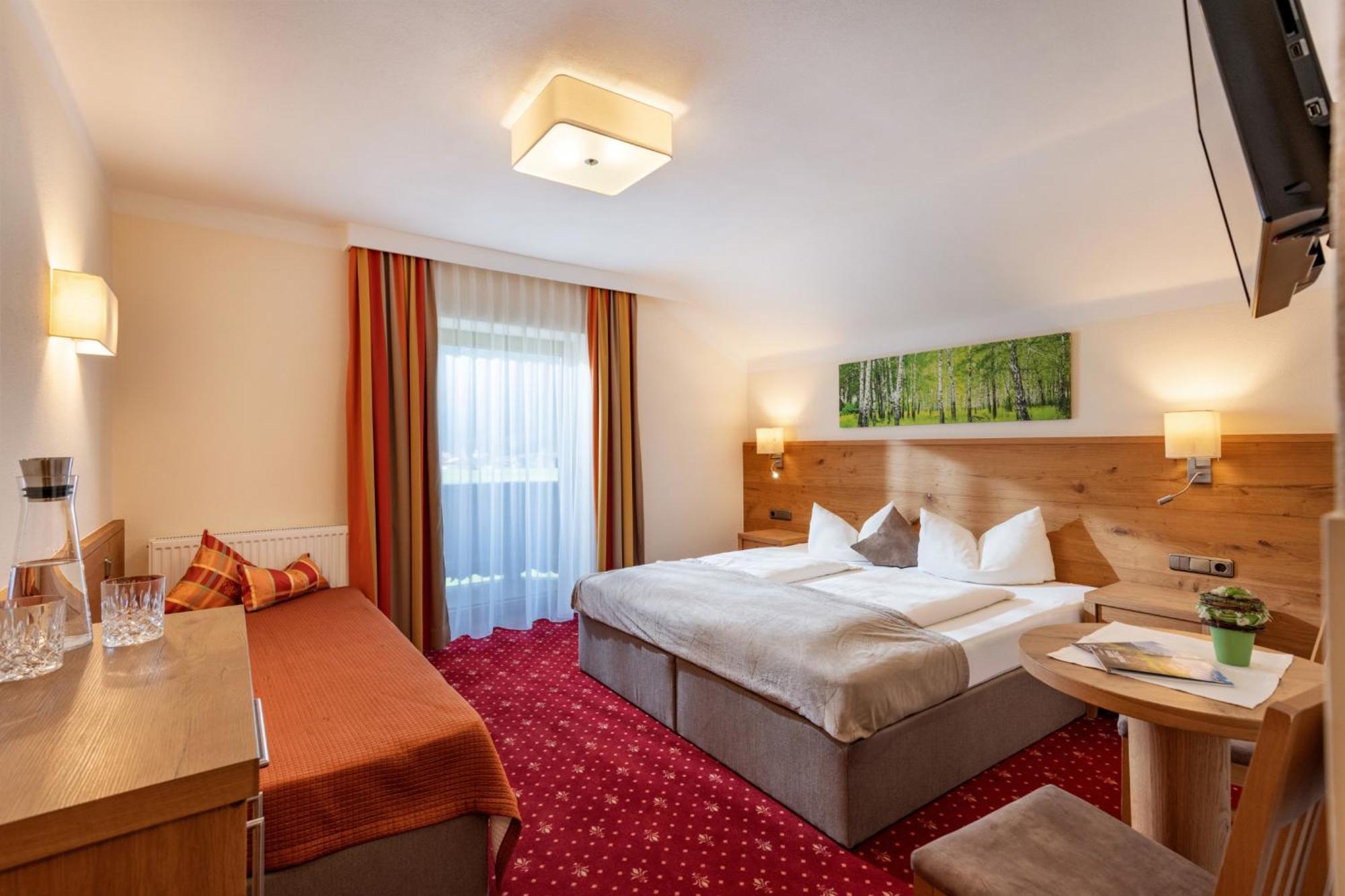 Hotel Garni Birkenhof Mayrhofen Ngoại thất bức ảnh