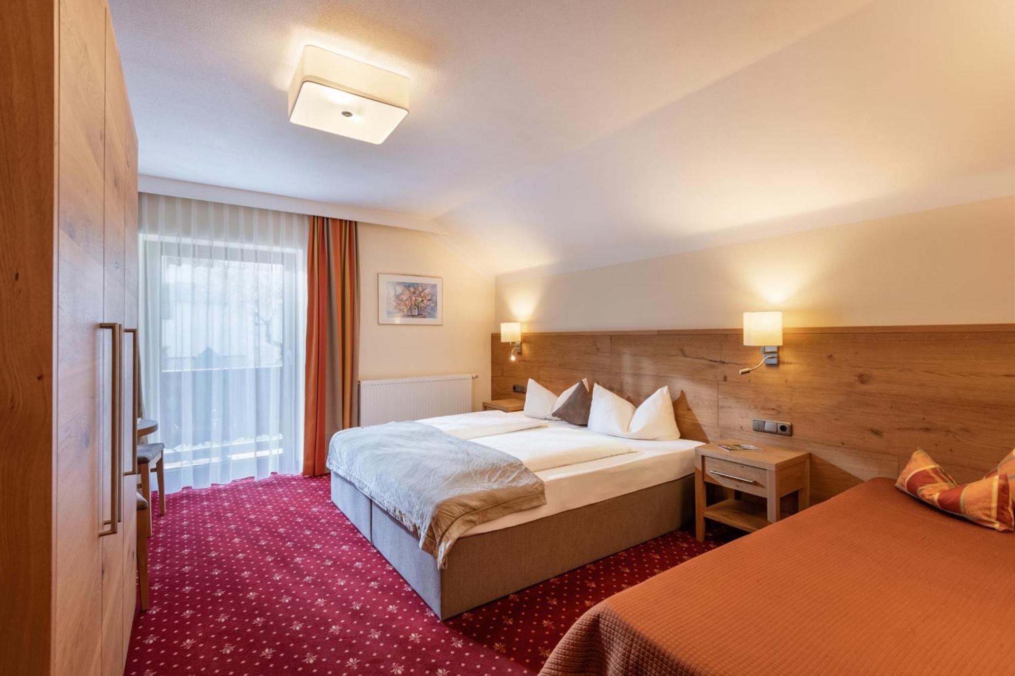 Hotel Garni Birkenhof Mayrhofen Ngoại thất bức ảnh
