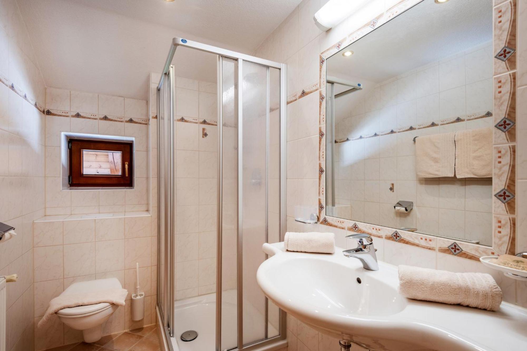 Hotel Garni Birkenhof Mayrhofen Ngoại thất bức ảnh